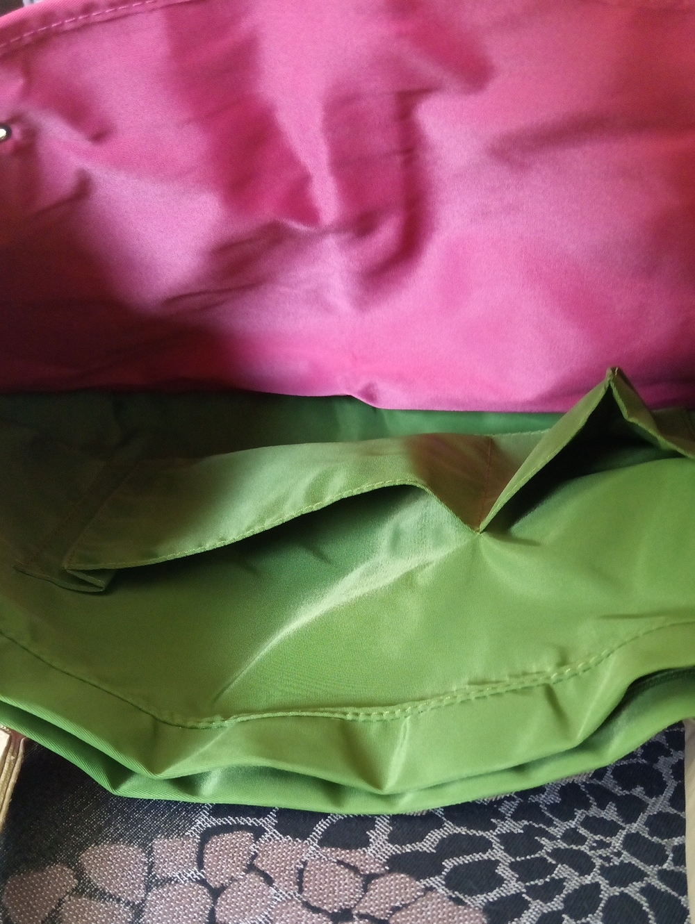 18x12x6" Waterproof Hot Pink & Apply Green Tote Bag with Tan Handles - Picture 11 of 13